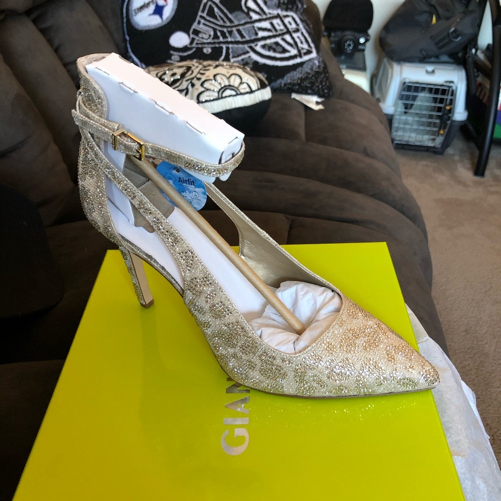 Gianni Bini Gold Leopard Stilettos